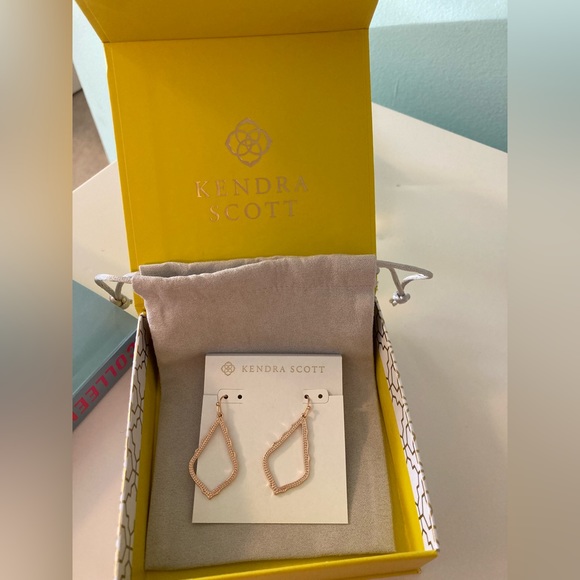 Sophee Drop Earrings in Rose Gold main image 1